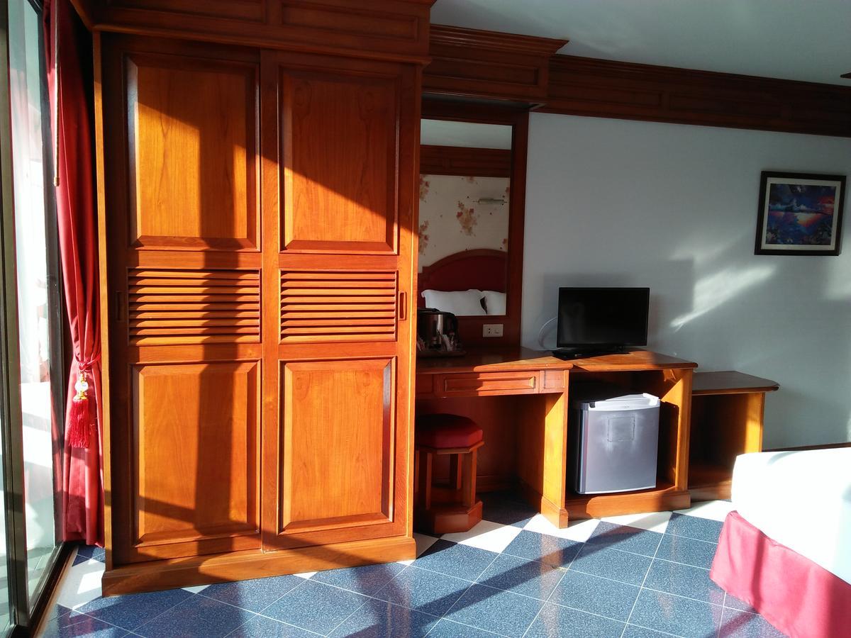 Taj Phuket Inn Patong Dış mekan fotoğraf