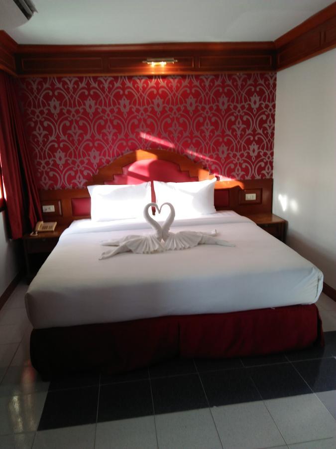 Taj Phuket Inn Patong Dış mekan fotoğraf