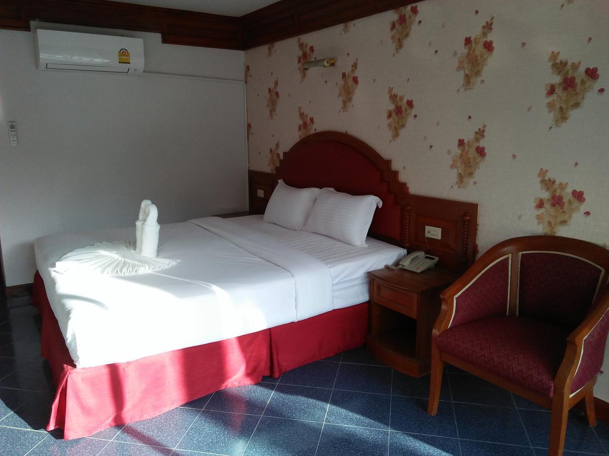 Taj Phuket Inn Patong Dış mekan fotoğraf