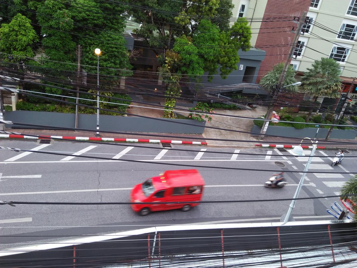 Taj Phuket Inn Patong Dış mekan fotoğraf