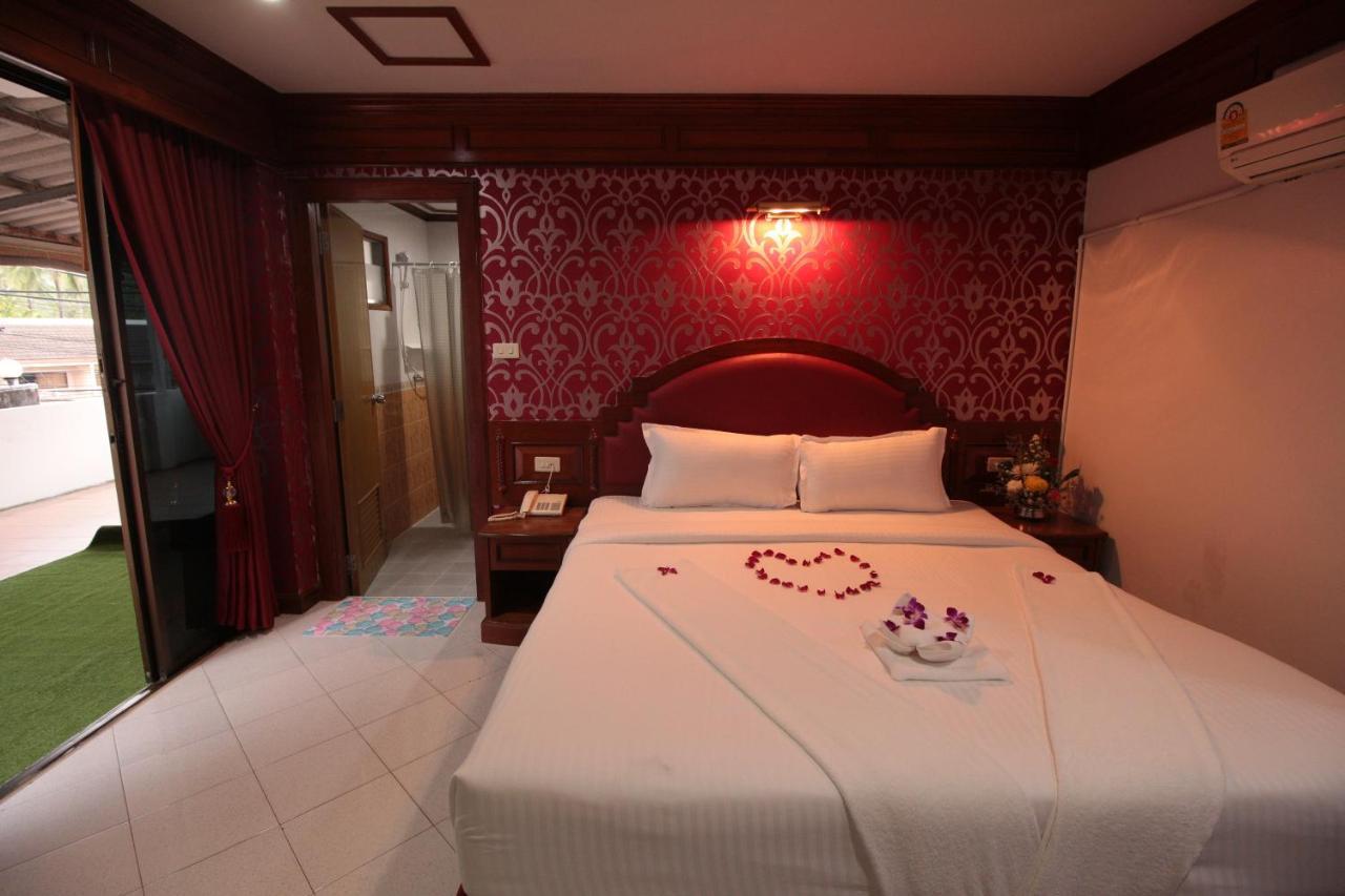 Taj Phuket Inn Patong Dış mekan fotoğraf