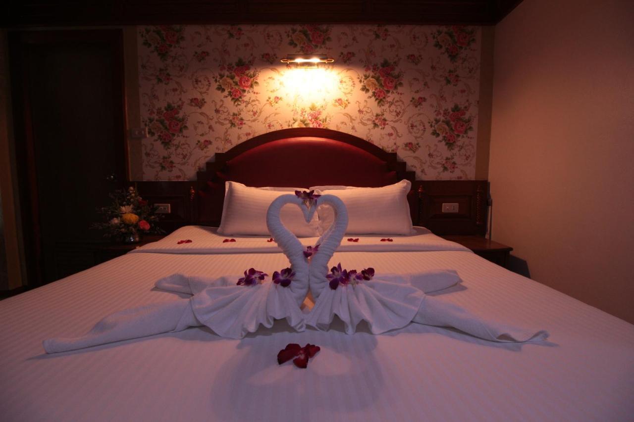 Taj Phuket Inn Patong Dış mekan fotoğraf